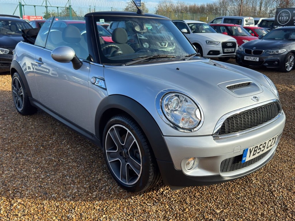 Used MINI Convertible 2010 for sale - 76841590: Photo 30