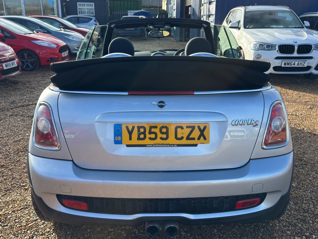 Used MINI Convertible 2010 for sale - 76841590: Photo 33