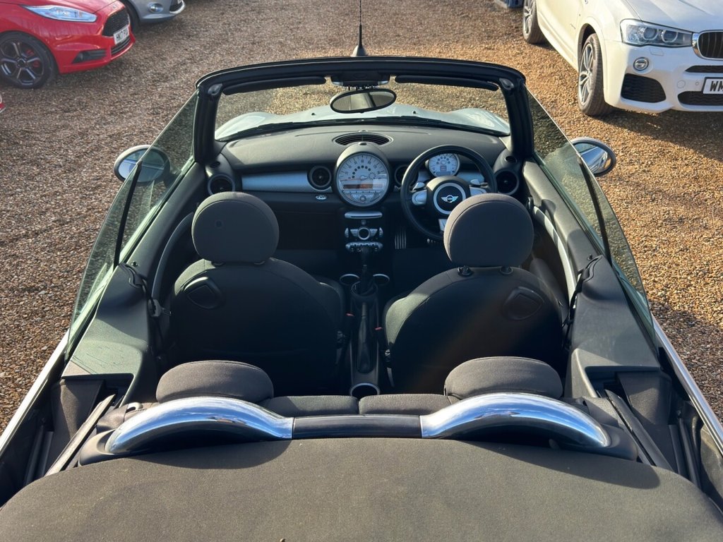 Used MINI Convertible 2010 for sale - 76841590: Photo 34
