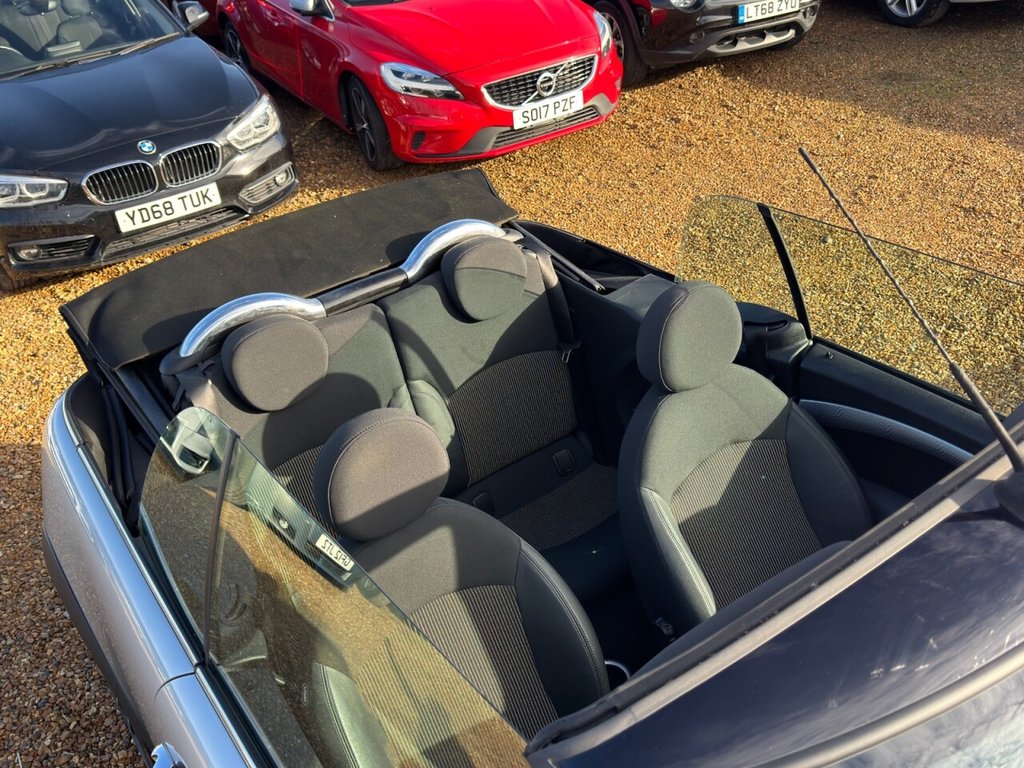 Used MINI Convertible 2010 for sale - 76841590: Photo 37