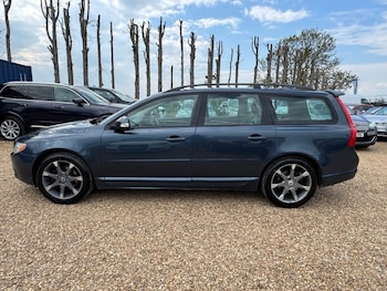 Used Volvo V70 2007 for sale - 78401697: Photo