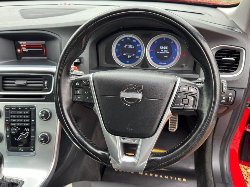 Used Volvo V60 2011 for sale - 77383696: Photo 24