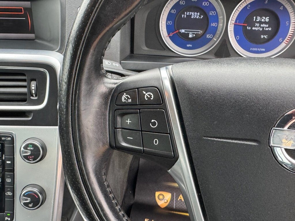 Used Volvo V60 2011 for sale - 77383696: Photo 26