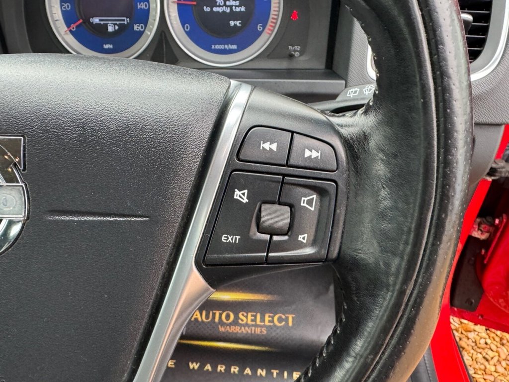 Used Volvo V60 2011 for sale - 77383696: Photo 27