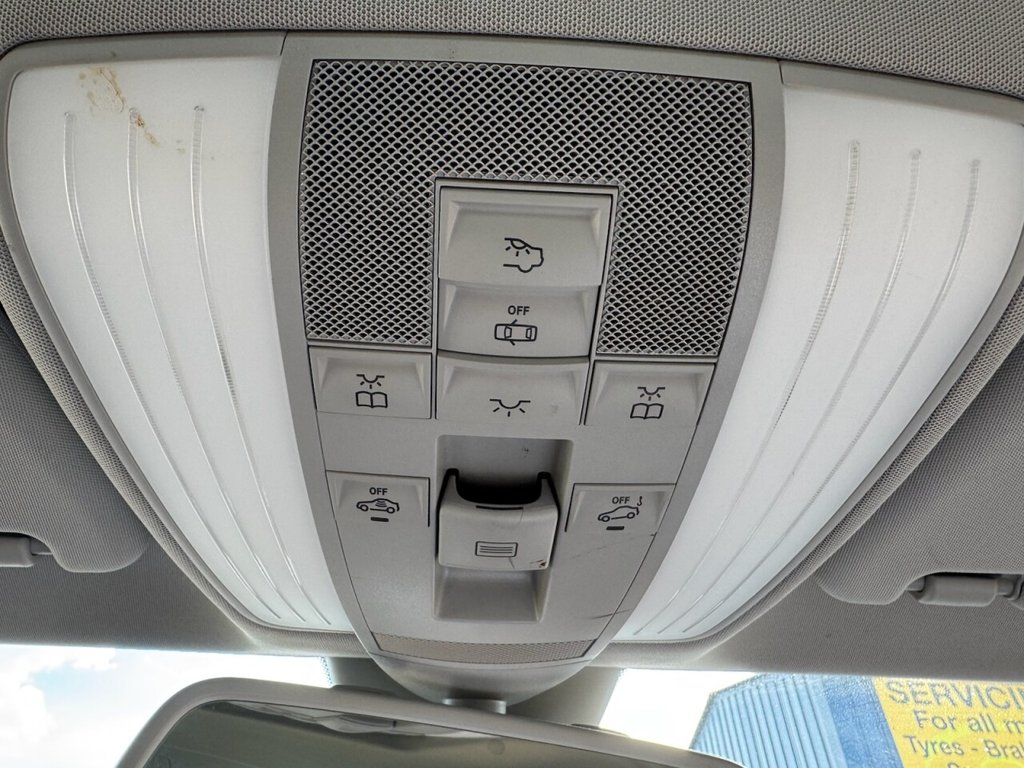 Used Mercedes-Benz CLS 2012 for sale - 75832922: Photo 43