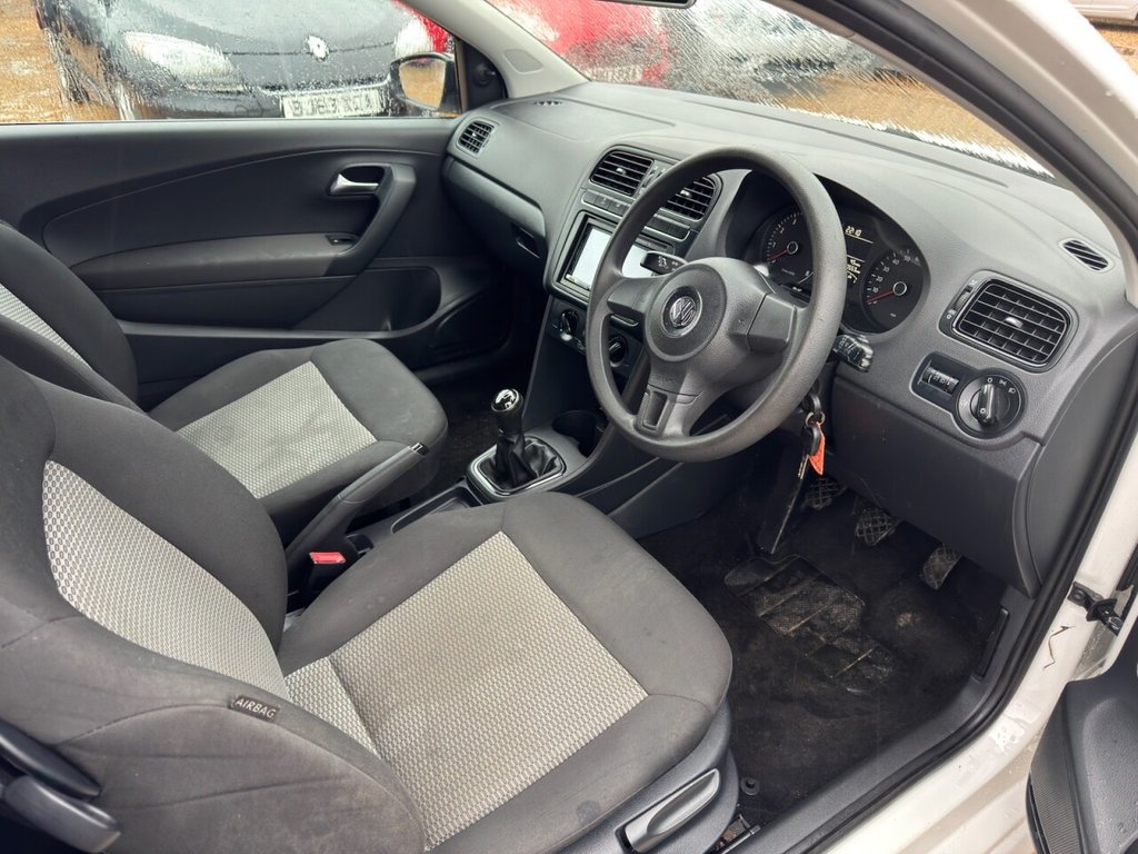 Used Volkswagen Polo 2013 for sale - 76986221: Photo 11