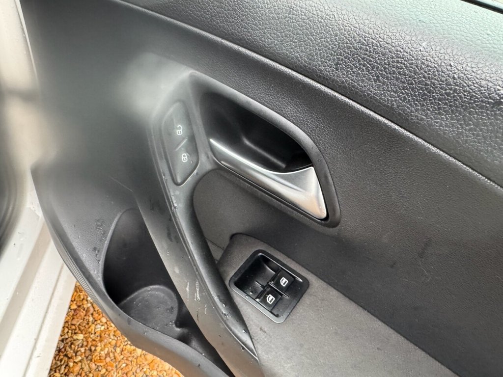 Used Volkswagen Polo 2013 for sale - 76986221: Photo 12