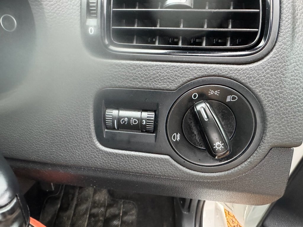 Used Volkswagen Polo 2013 for sale - 76986221: Photo 13