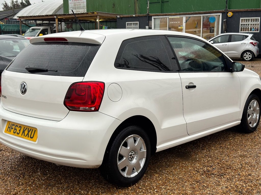 Used Volkswagen Polo 2013 for sale - 76986221: Photo 7