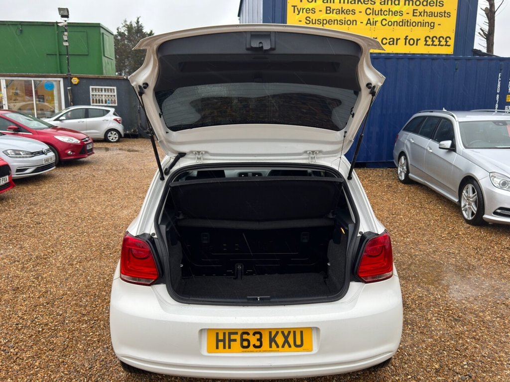 Used Volkswagen Polo 2013 for sale - 76986221: Photo 9