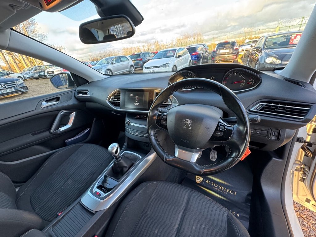 Used Peugeot 308 2015 for sale - 77263678: Photo 21