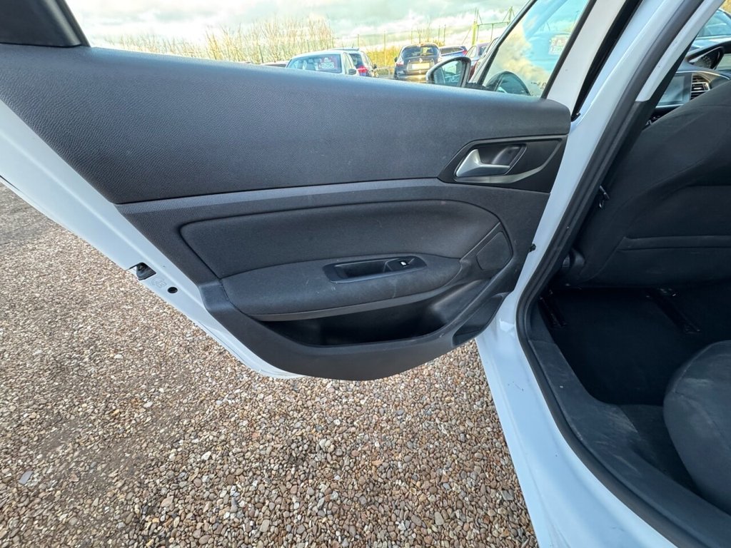 Used Peugeot 308 2015 for sale - 77263678: Photo 34