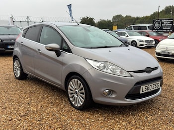 2010 (60) - 1.4 Titanium Hatchback 5dr Petrol Manual (133 g/km, 94 bhp)