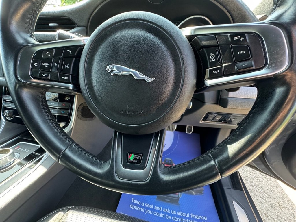 Used Jaguar XF 2016 for sale - 76546381: Photo 20