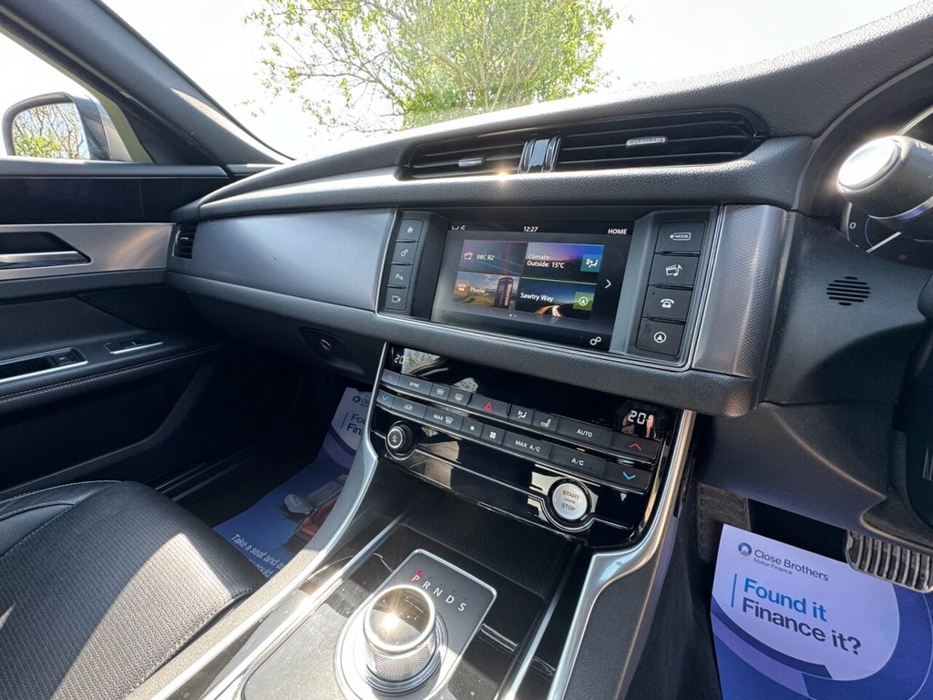 Used Jaguar XF 2016 for sale - 76546381: Photo 28