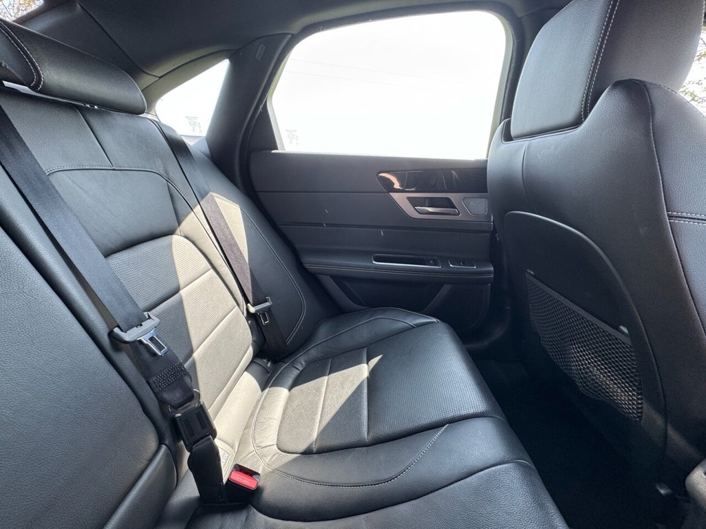 Used Jaguar XF 2016 for sale - 76546381: Photo 35