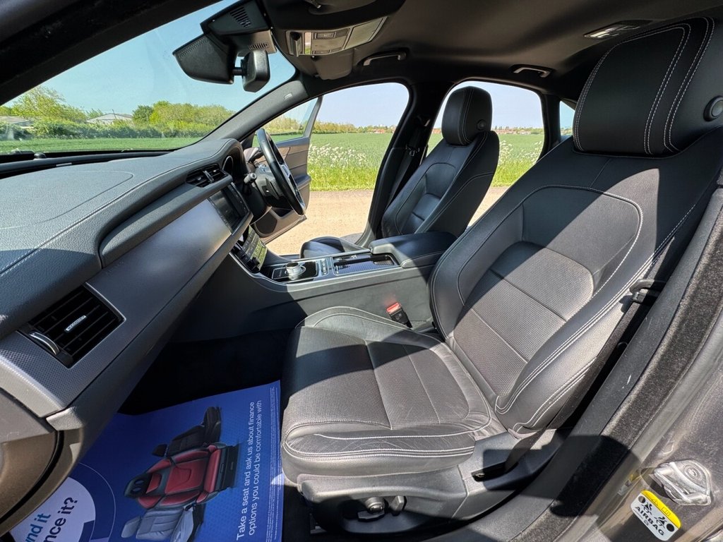 Used Jaguar XF 2016 for sale - 76546381: Photo 42