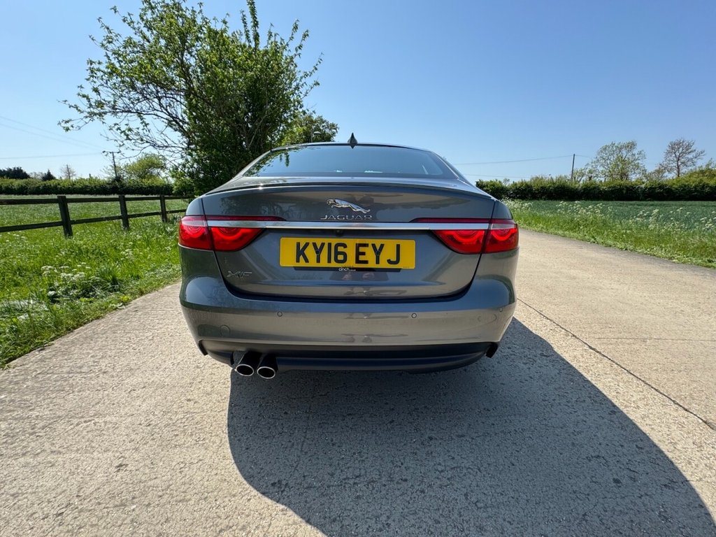 Used Jaguar XF 2016 for sale - 76546381: Photo 7