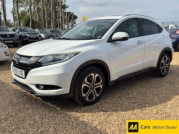 Used Honda HR-V 2015 for sale - 79345735: Photo