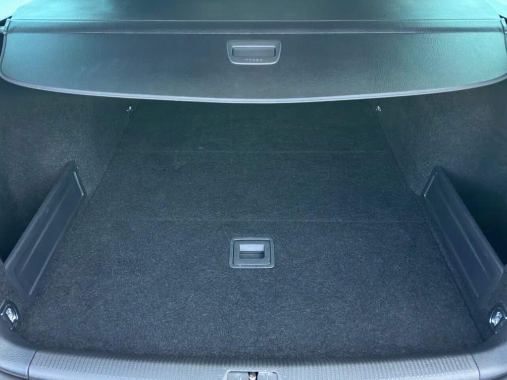 Used Volkswagen Passat 2011 for sale - 78166896: Photo 12