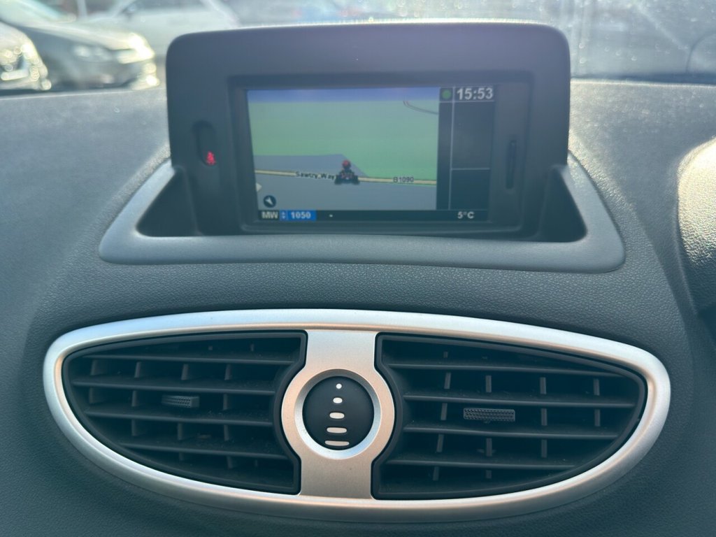 Used Renault Clio 2011 for sale - 78219259: Photo 19