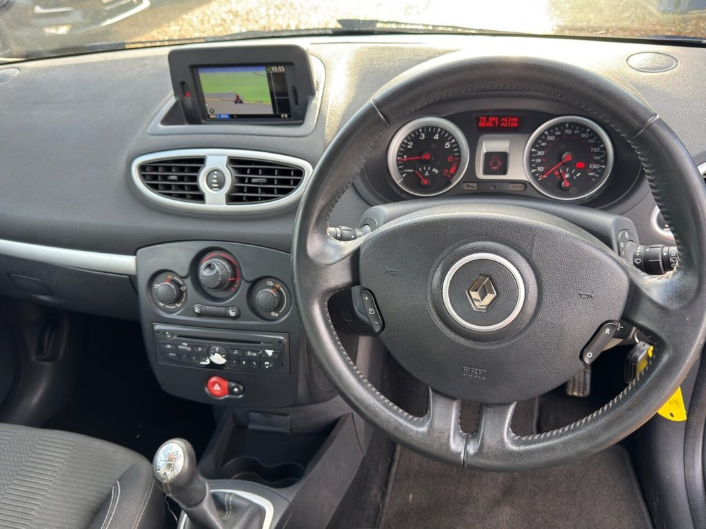 Used Renault Clio 2011 for sale - 78219259: Photo 22