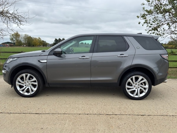 Used Land Rover Discovery Sport 2018 for sale - 76279784: Photo 5