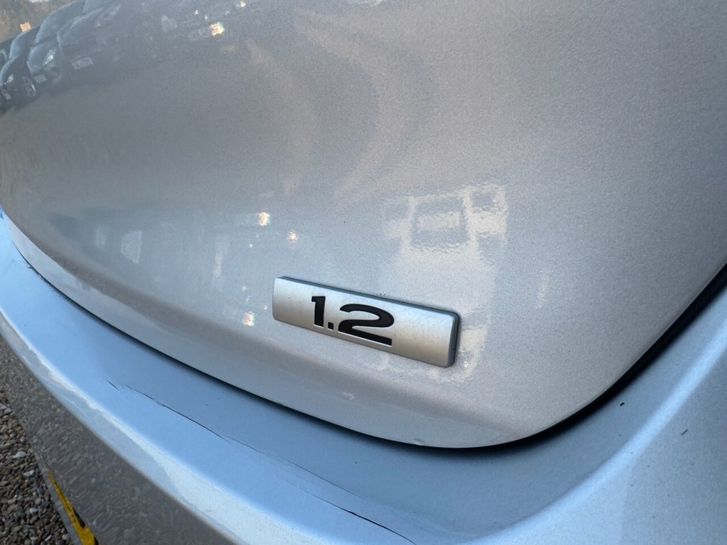 Used Hyundai i10 2014 for sale - 76119126: Photo 13