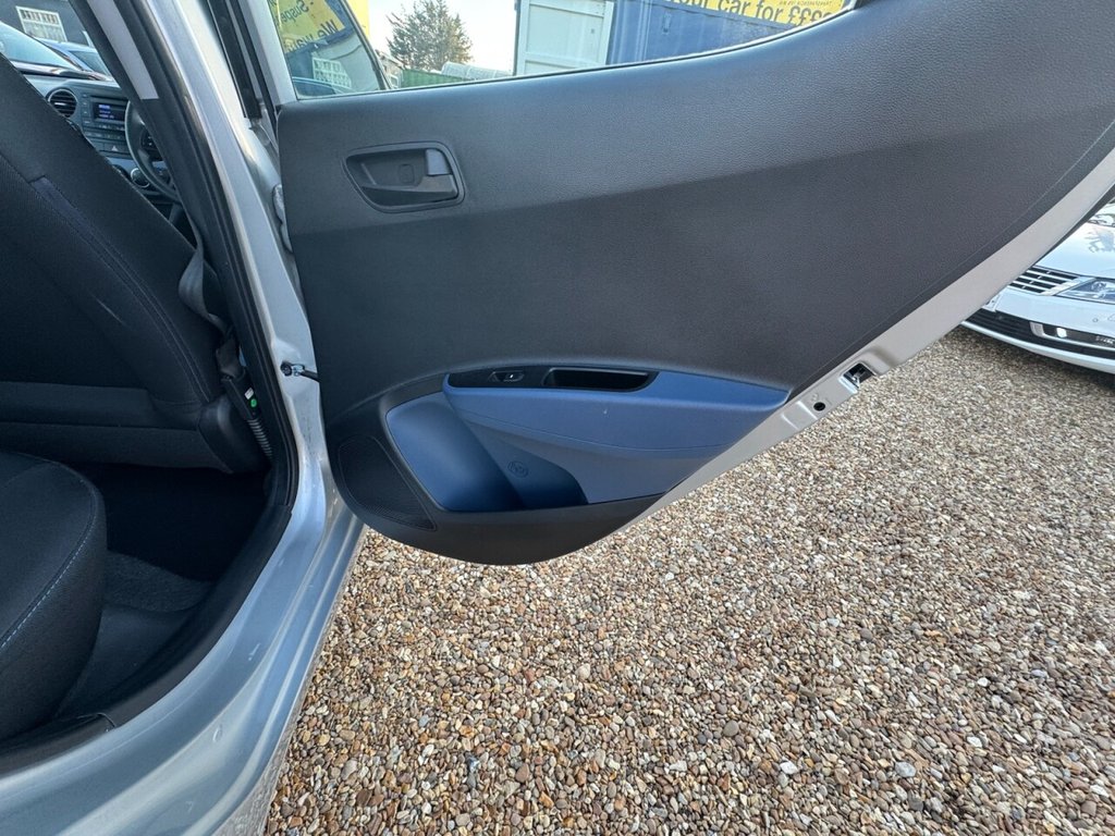 Used Hyundai i10 2014 for sale - 76119126: Photo 32