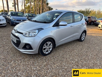 Used Hyundai i10 2014 for sale - 76119126: Photo 3