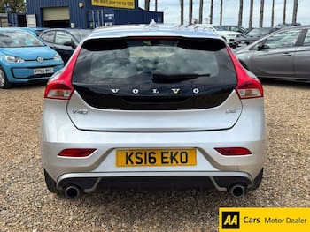 Used Volvo V40 2016 for sale - 79829011: Photo