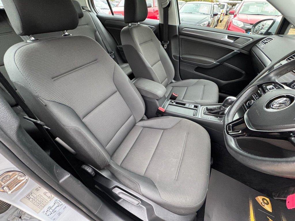 Used Volkswagen Golf 2018 for sale - 76202938: Photo 22