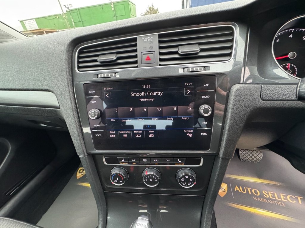 Used Volkswagen Golf 2018 for sale - 76202938: Photo 28