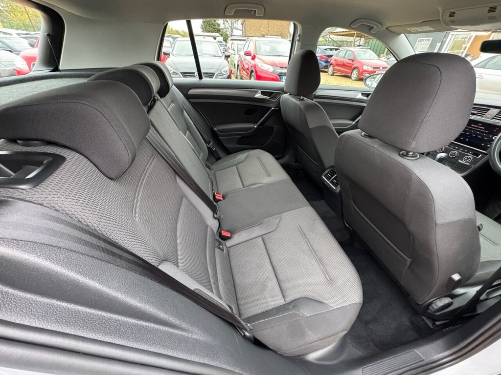 Used Volkswagen Golf 2018 for sale - 76202938: Photo 30