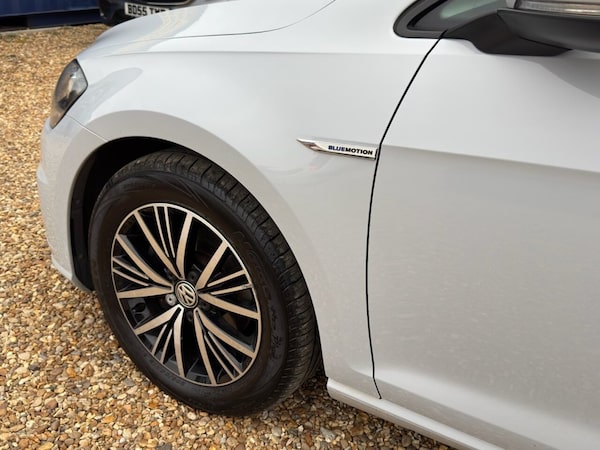Used Volkswagen Golf 2018 for sale - 76202938: Photo 8