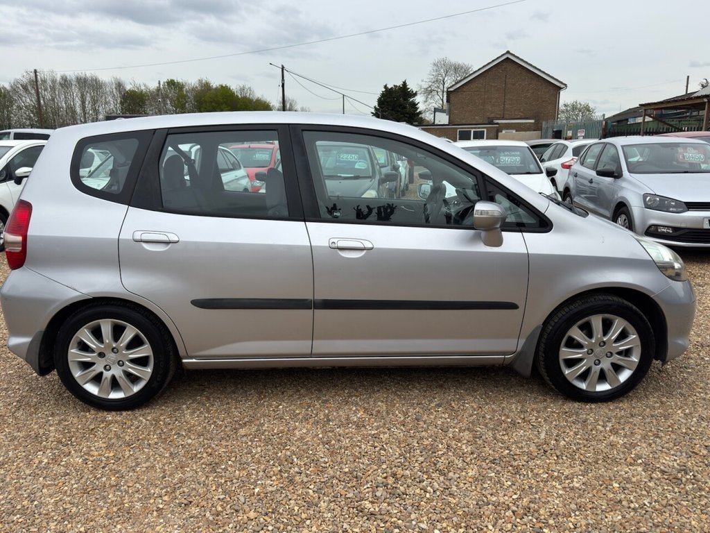 Used Honda Jazz 2007 for sale - 78200835: Photo 8