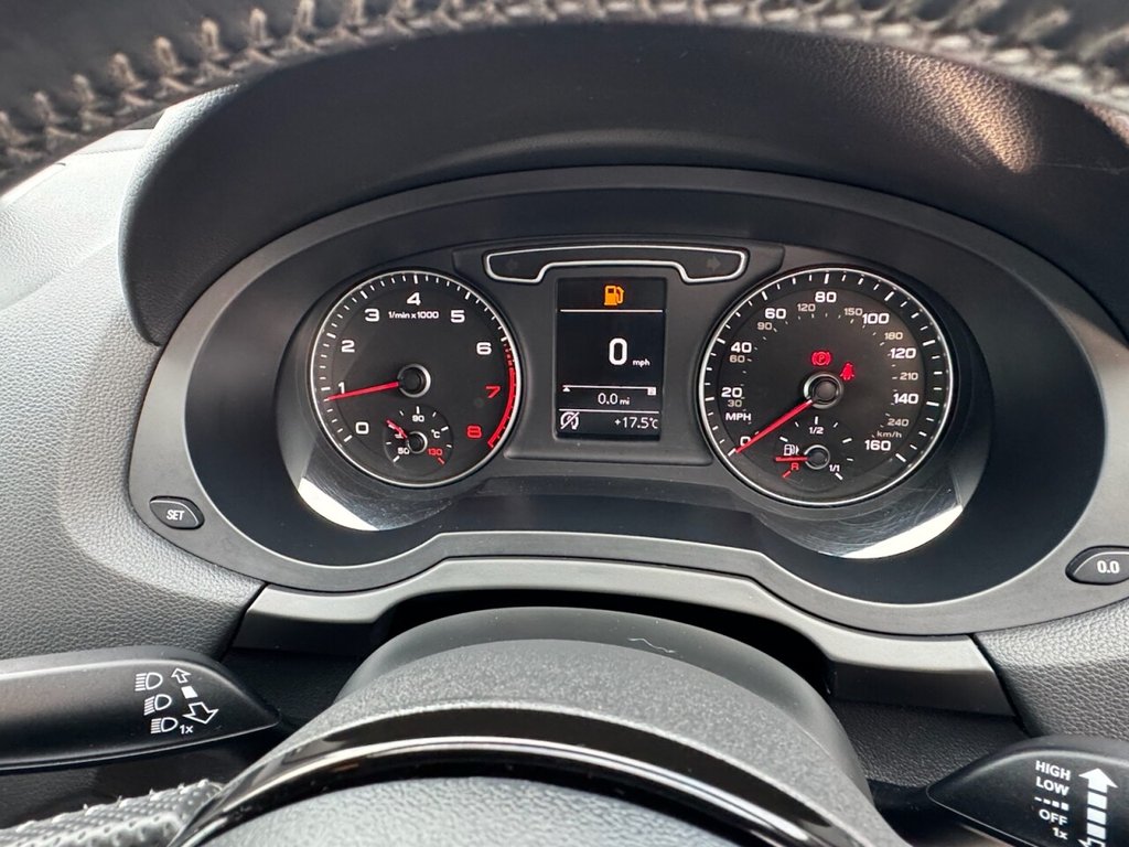 Used Audi Q3 2014 for sale - 76132972: Photo 30