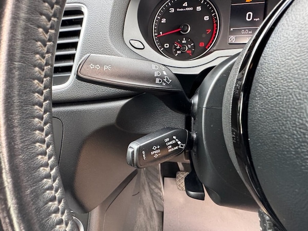 Used Audi Q3 2014 for sale - 76132972: Photo 35