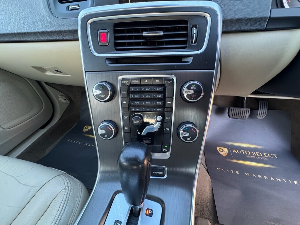 Used Volvo V60 2012 for sale - 77356236: Photo 19