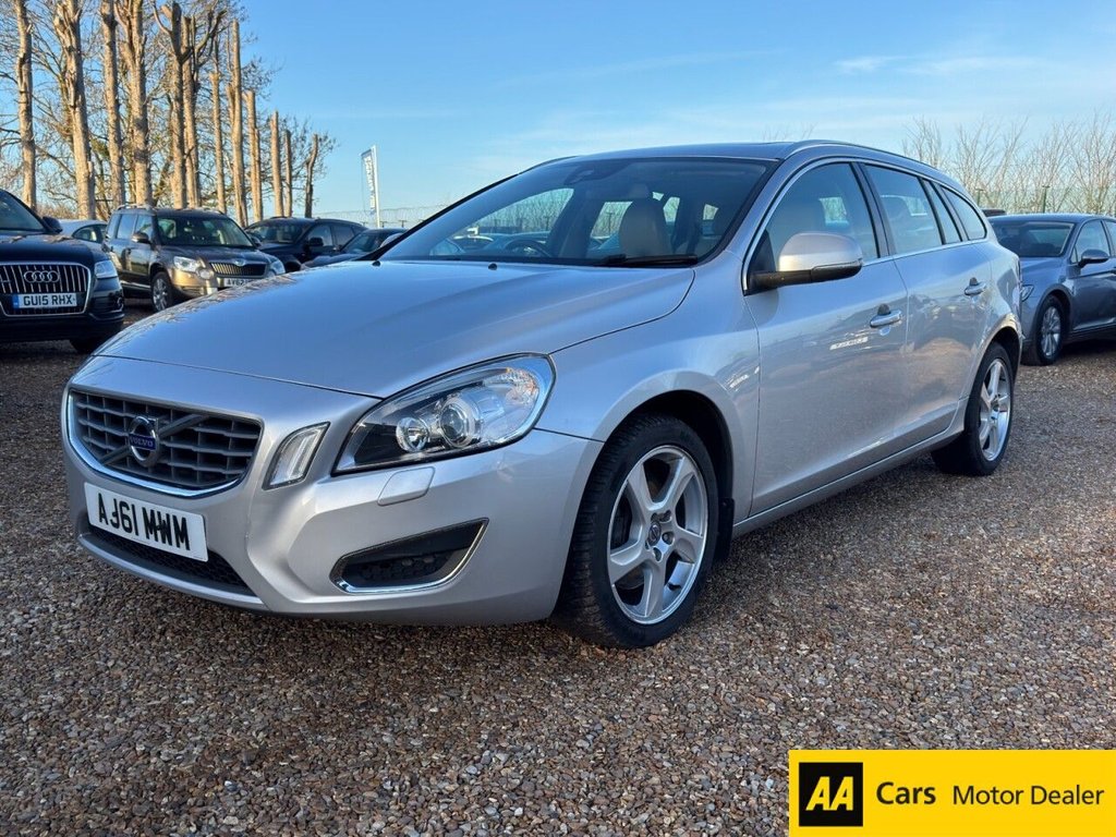 Used Volvo V60 2012 for sale - 77356236: Photo 3