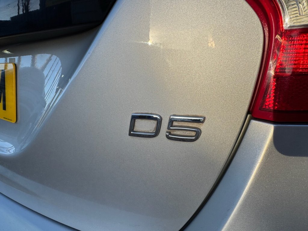 Used Volvo V60 2012 for sale - 77356236: Photo 30