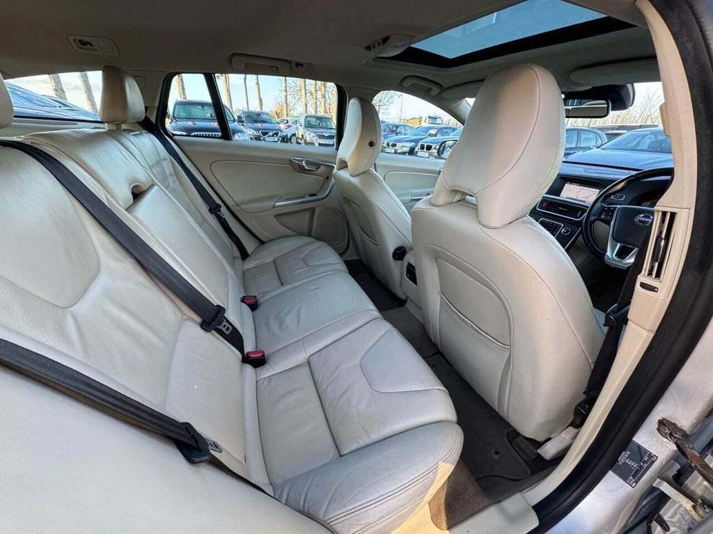 Used Volvo V60 2012 for sale - 77356236: Photo 40