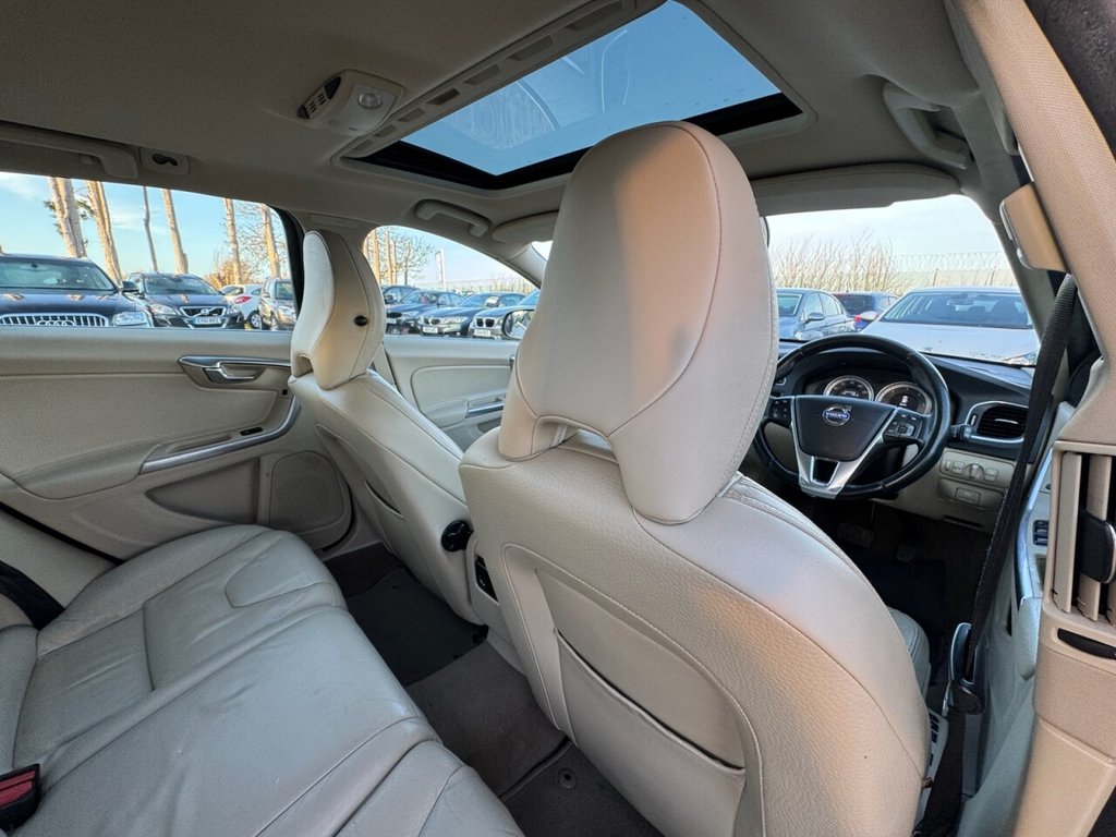 Used Volvo V60 2012 for sale - 77356236: Photo 41