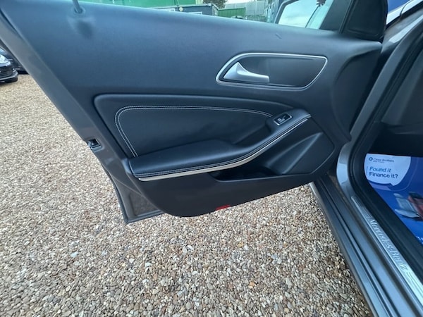 Used Mercedes-Benz A-Class 2015 for sale - 76014713: Photo 38