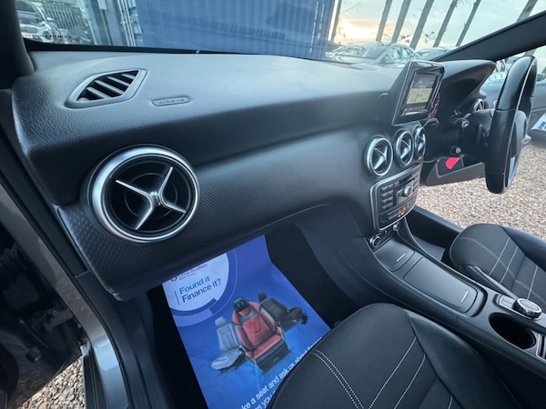 Used Mercedes-Benz A-Class 2015 for sale - 76014713: Photo 40