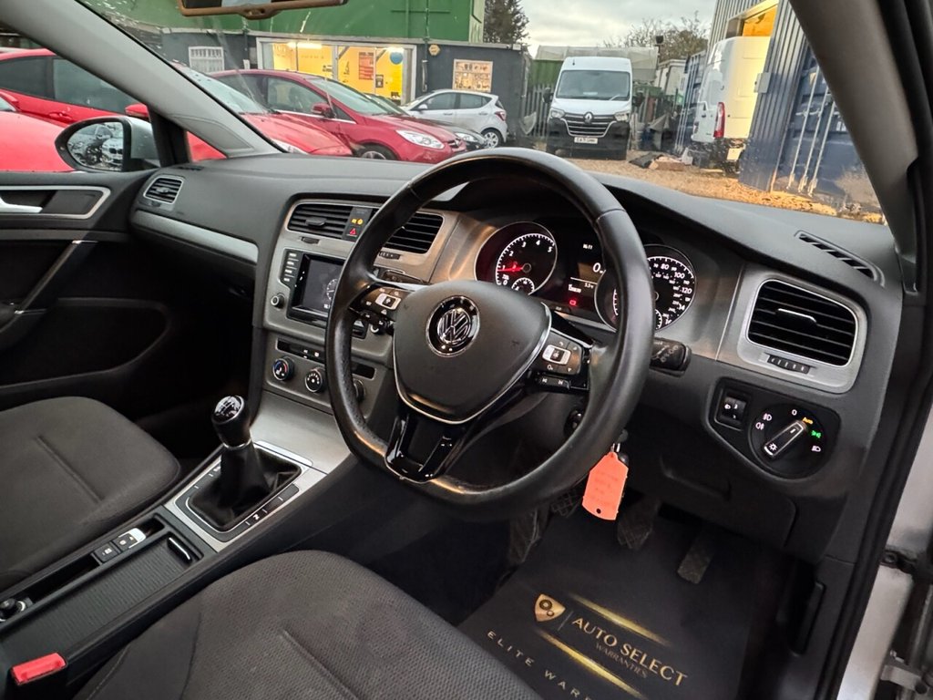 Used Volkswagen Golf 2015 for sale - 76617818: Photo 18