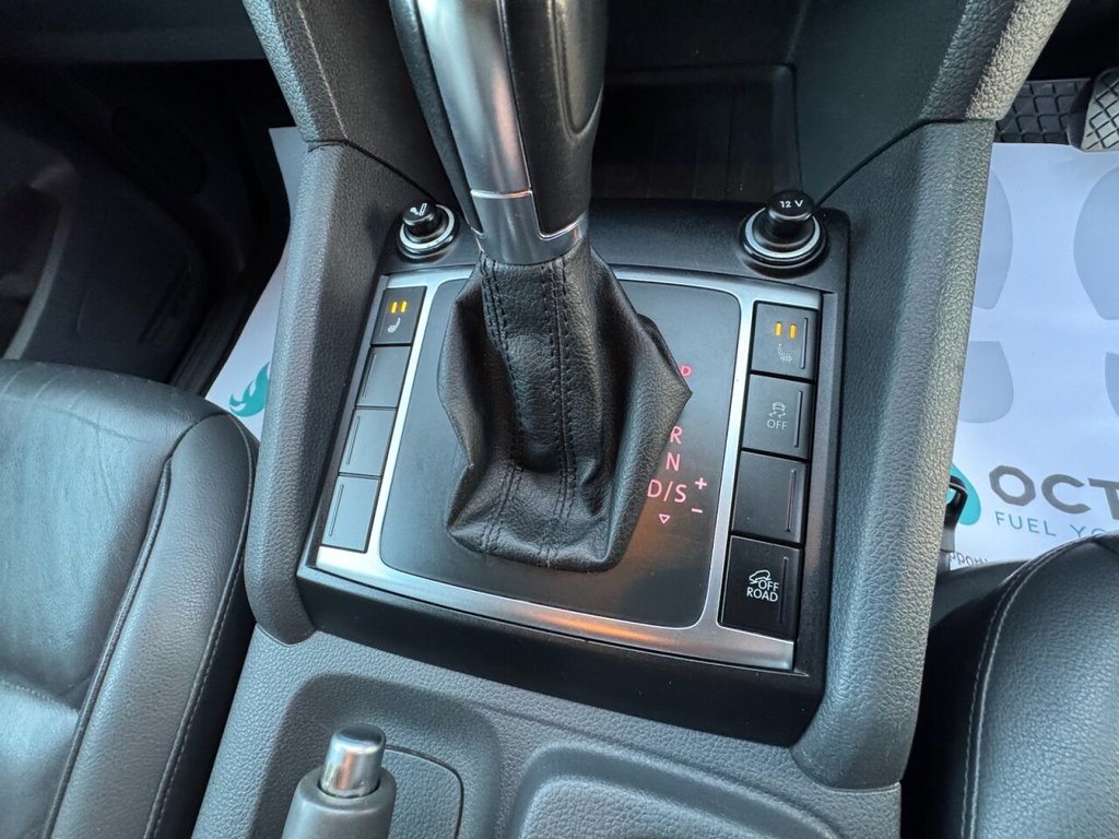 Used Volkswagen Amarok 2013 for sale - 77927180: Photo 32