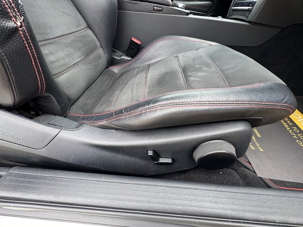 Used Mercedes-Benz E Class 2015 for sale - 78097206: Photo 35