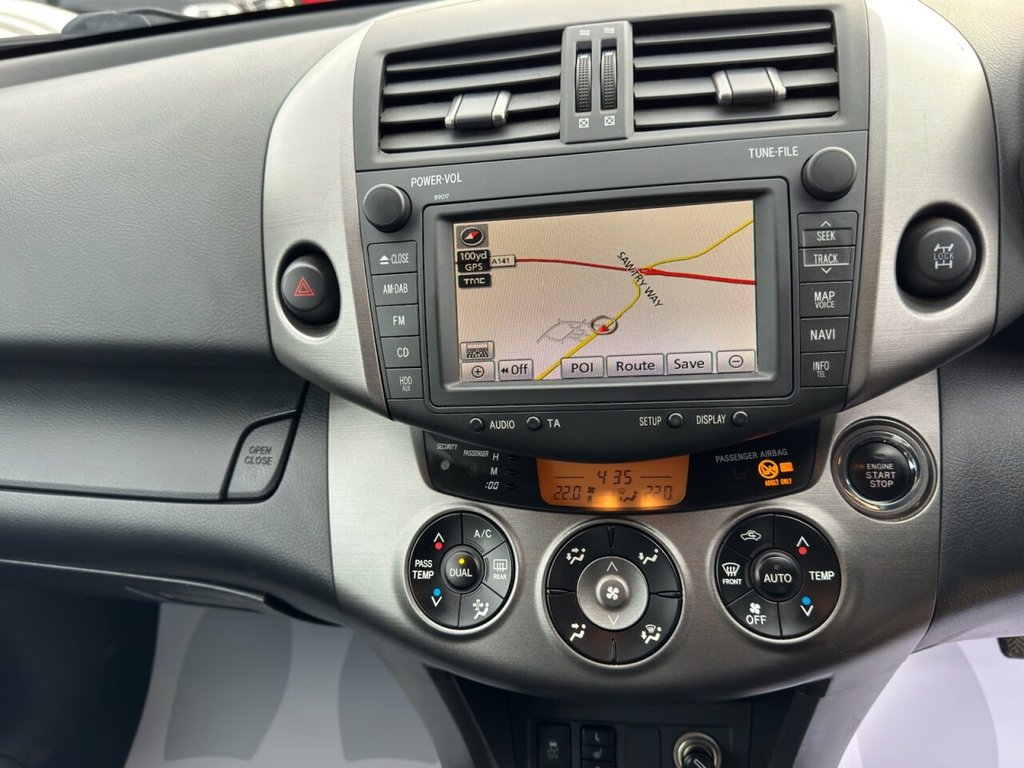 Used Toyota RAV4 2010 for sale - 77880114: Photo 21