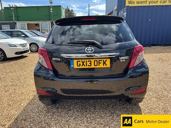 Used Toyota Yaris 2013 for sale - 78896650: Photo